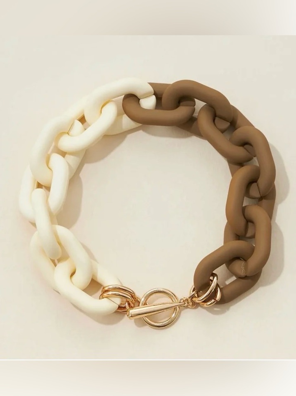 Two-Tone Cream and Brown Link Bracelet with Gold Tone Toggle